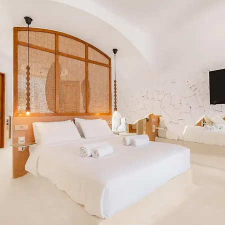 Faos Exclusive Suites Ornos  Exterior photo