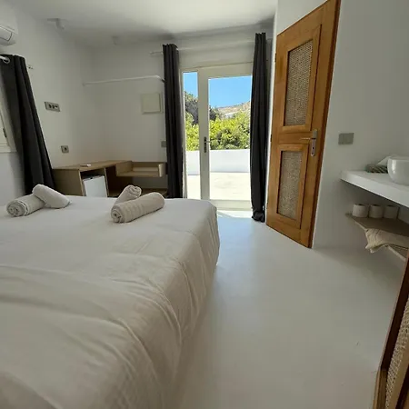 Faos Exclusive Suites Ornos  Exterior photo